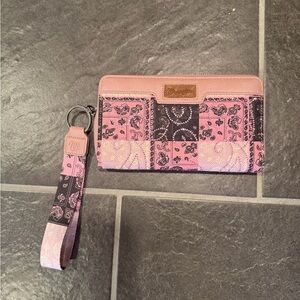 Wrangler Pink and Black Women's Wallet